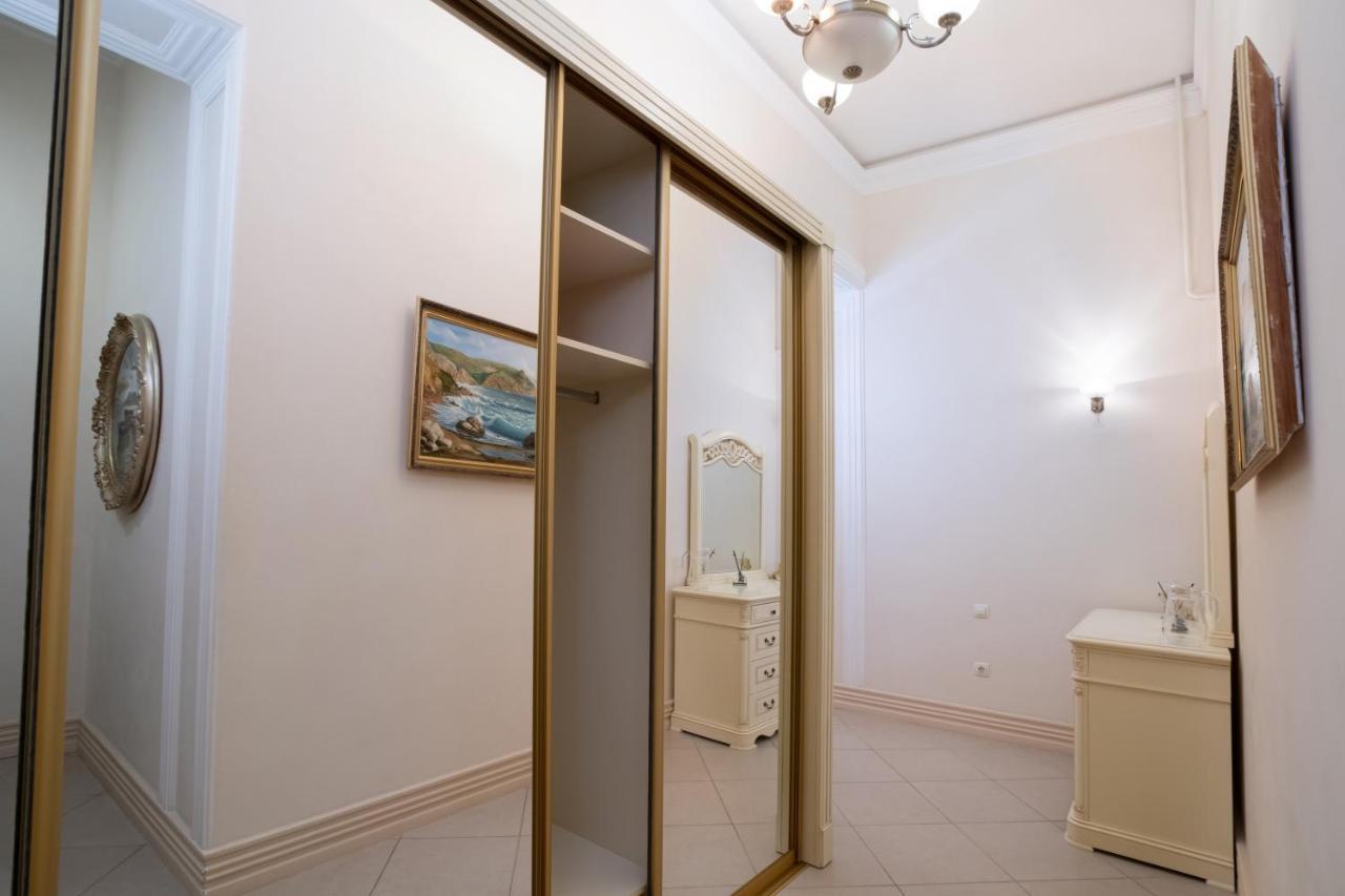 Bel Apartments Odesa Exterior photo