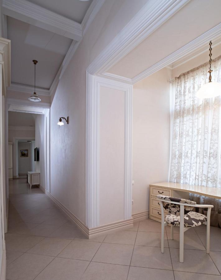 Bel Apartments Odesa Exterior photo